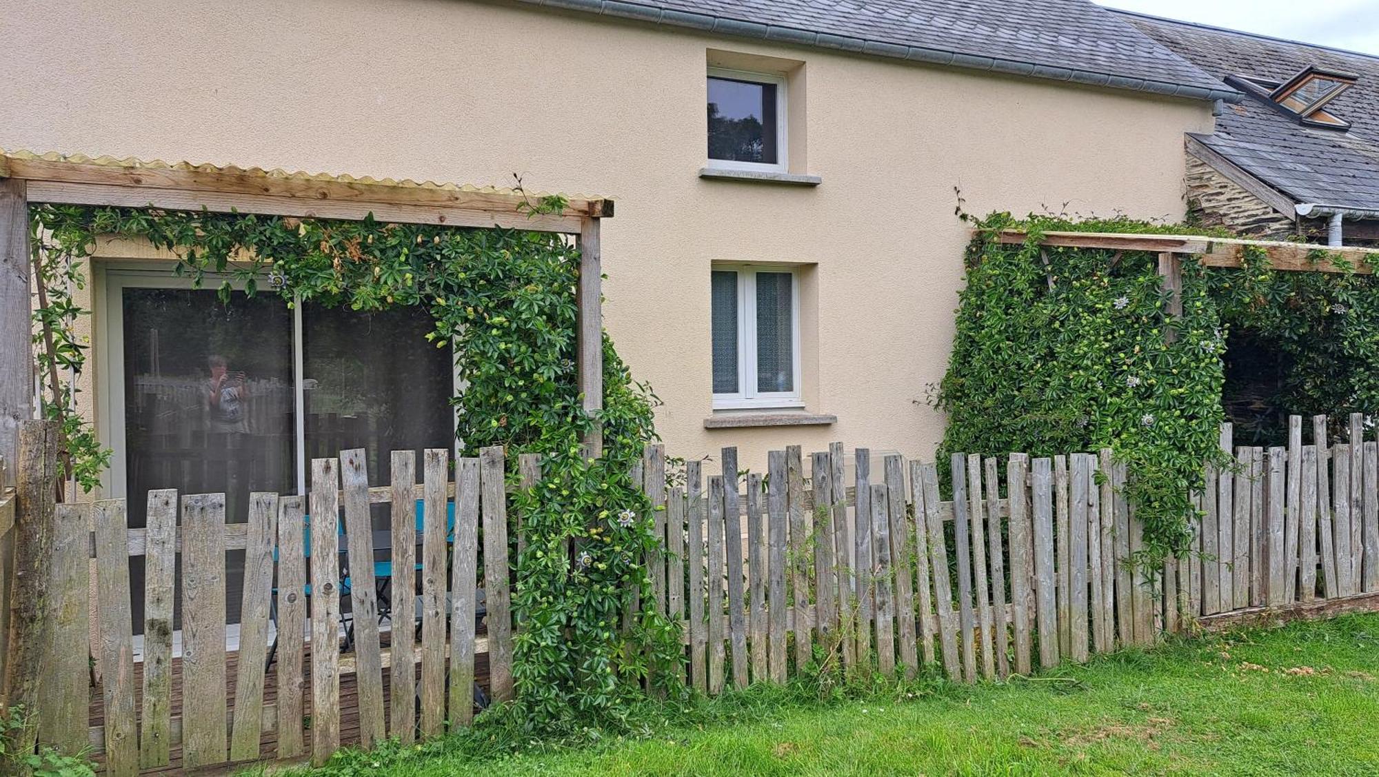 Bed and Breakfast La Bergerie Du Mesnil Livry  Экстерьер фото